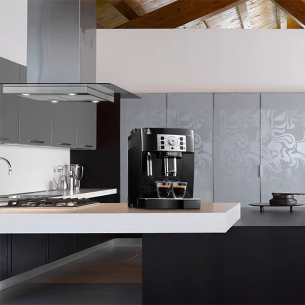 De'Longhi Fully Automatic Magnifica S Coffee Machine ECAM22110B
