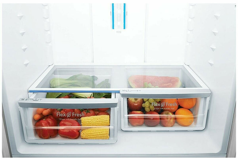 Westinghouse 565L French Door Refrigerator fruits and vegetable tray